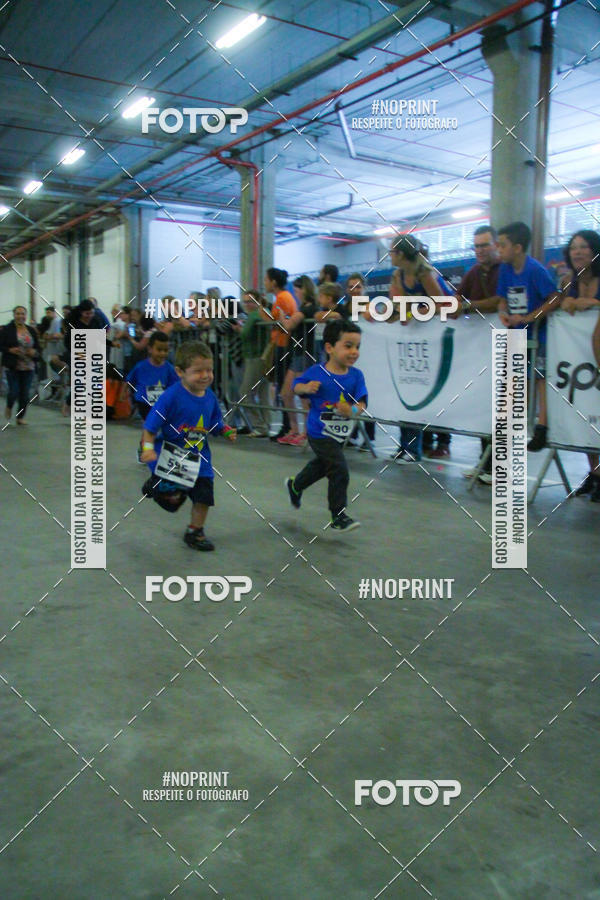 Buy your photos of the event1 Corrida Masha e o Urso no Tiet Plaza Shopping on Fotop