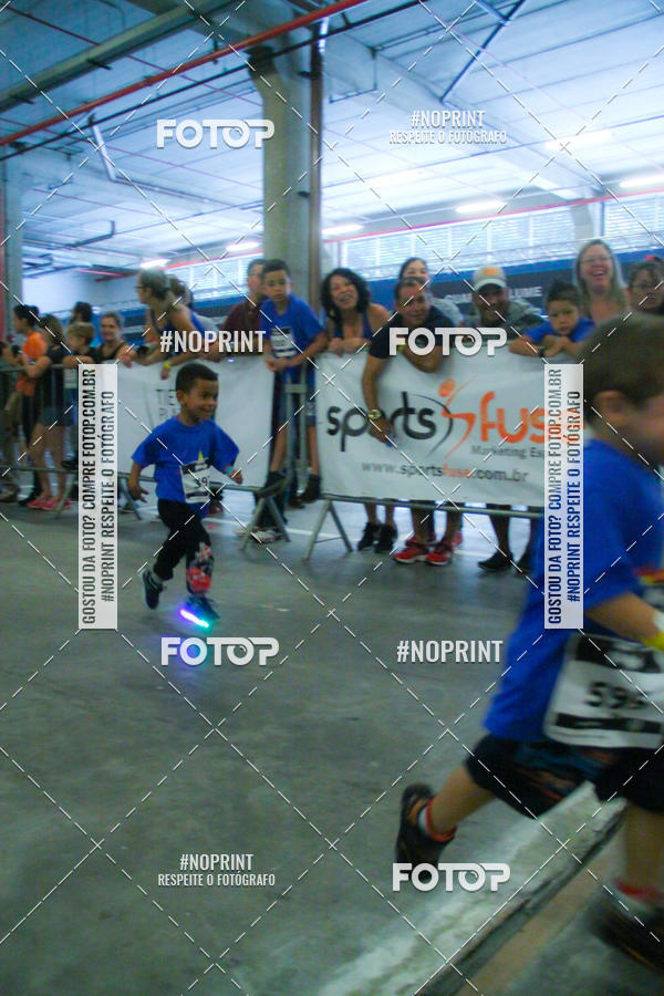 Buy your photos of the event1 Corrida Masha e o Urso no Tiet Plaza Shopping on Fotop