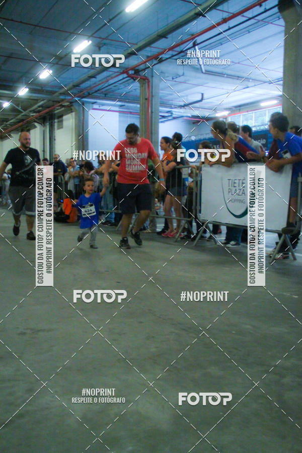 Buy your photos of the event1 Corrida Masha e o Urso no Tiet Plaza Shopping on Fotop