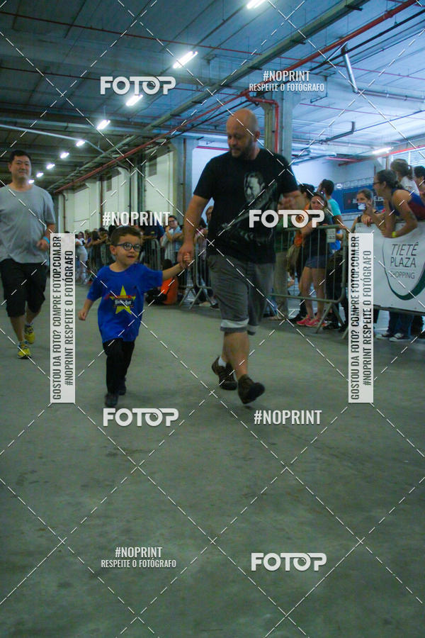 Buy your photos of the event1 Corrida Masha e o Urso no Tiet Plaza Shopping on Fotop