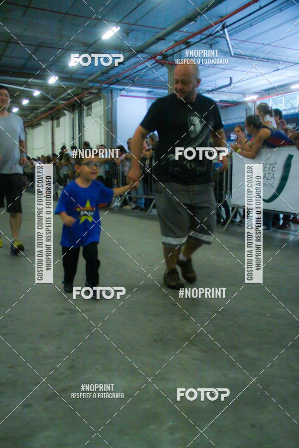 Buy your photos of the event1 Corrida Masha e o Urso no Tiet Plaza Shopping on Fotop