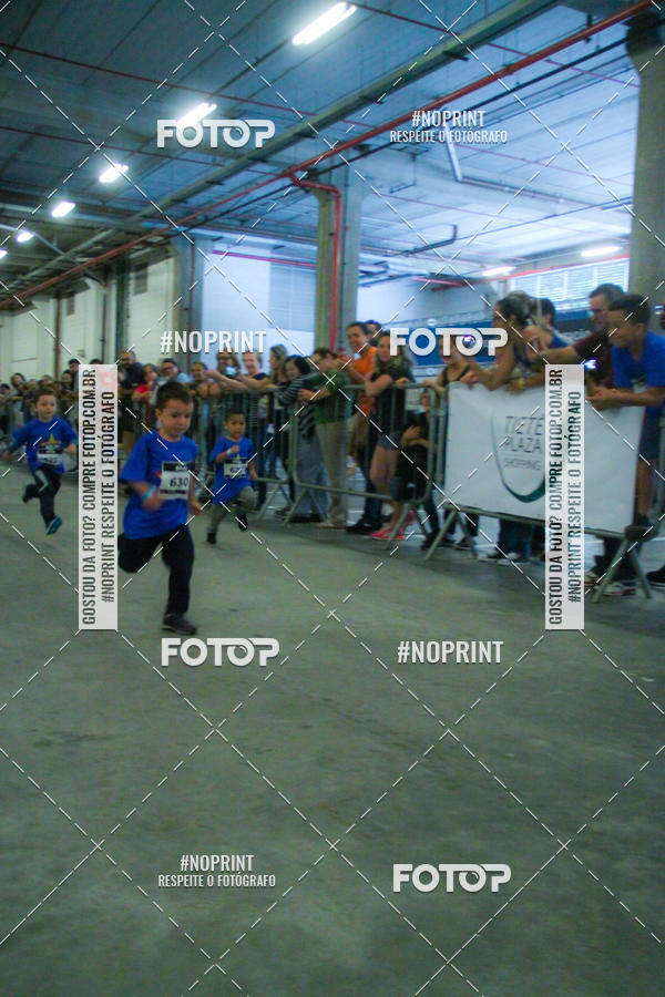 Buy your photos of the event1 Corrida Masha e o Urso no Tiet Plaza Shopping on Fotop