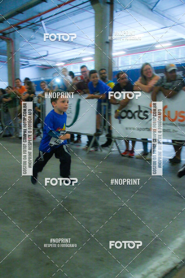 Buy your photos of the event1 Corrida Masha e o Urso no Tiet Plaza Shopping on Fotop