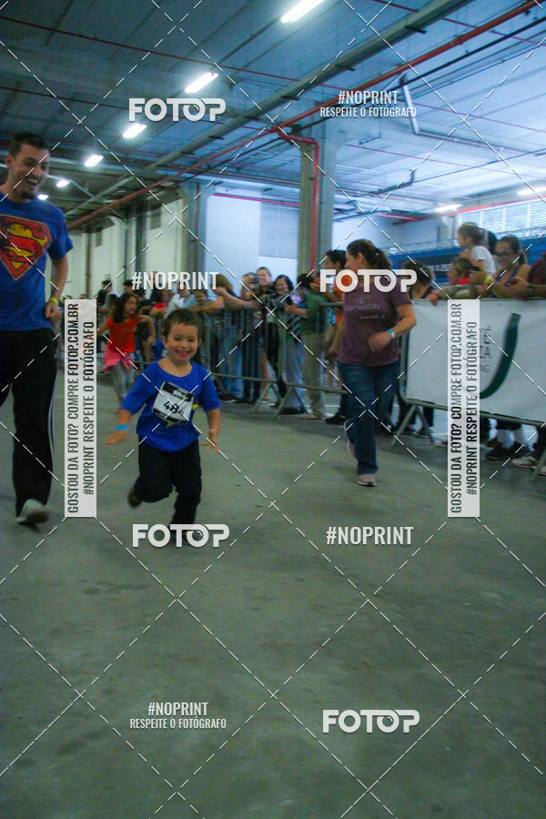 Buy your photos of the event1 Corrida Masha e o Urso no Tiet Plaza Shopping on Fotop