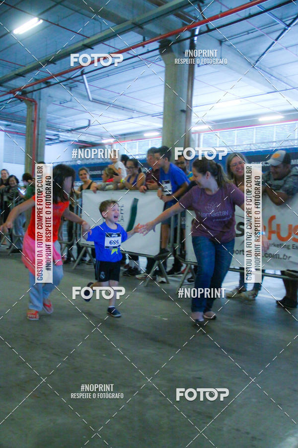 Buy your photos of the event1 Corrida Masha e o Urso no Tiet Plaza Shopping on Fotop