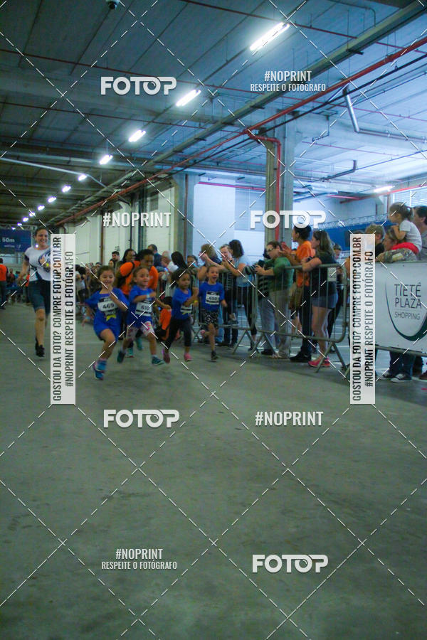 Buy your photos of the event1 Corrida Masha e o Urso no Tiet Plaza Shopping on Fotop