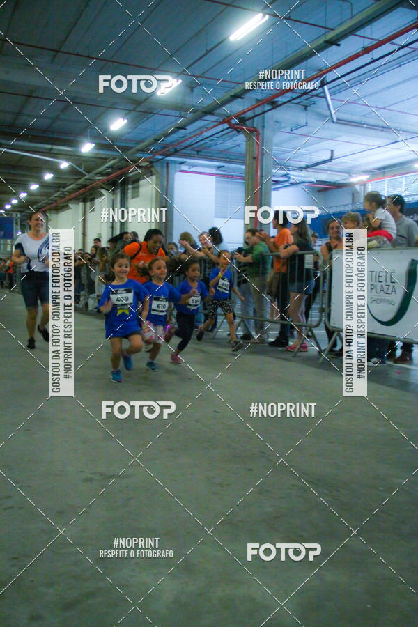 Buy your photos of the event1 Corrida Masha e o Urso no Tiet Plaza Shopping on Fotop