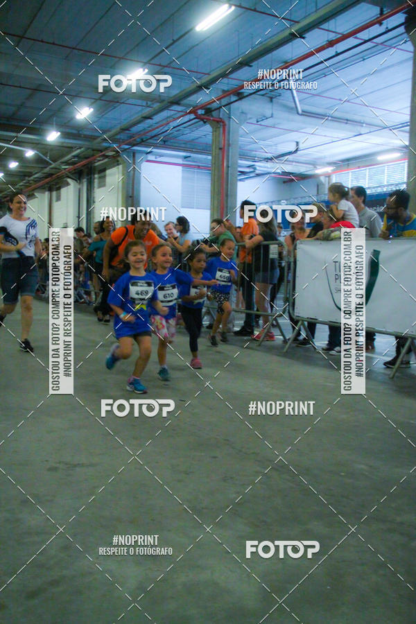 Buy your photos of the event1 Corrida Masha e o Urso no Tiet Plaza Shopping on Fotop