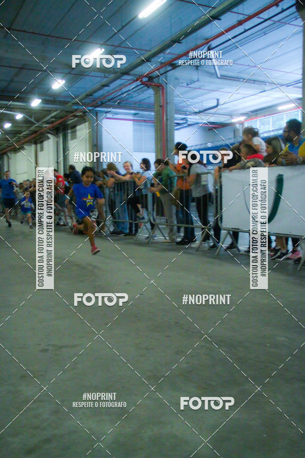 Buy your photos of the event1 Corrida Masha e o Urso no Tiet Plaza Shopping on Fotop