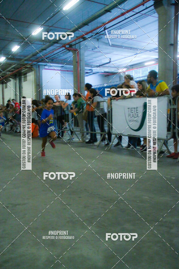 Buy your photos of the event1 Corrida Masha e o Urso no Tiet Plaza Shopping on Fotop