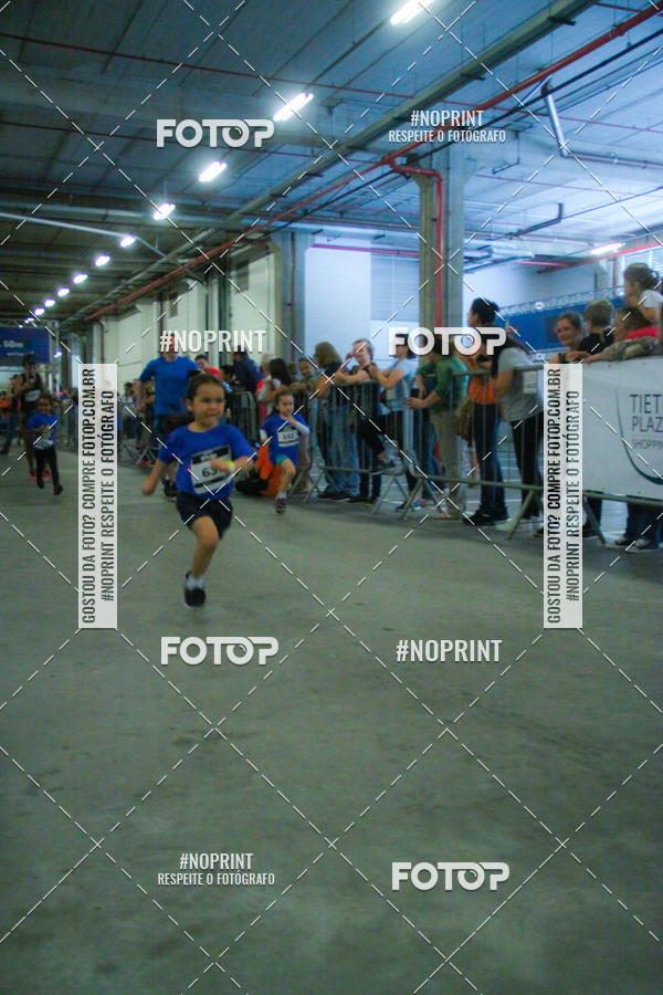 Buy your photos of the event1 Corrida Masha e o Urso no Tiet Plaza Shopping on Fotop