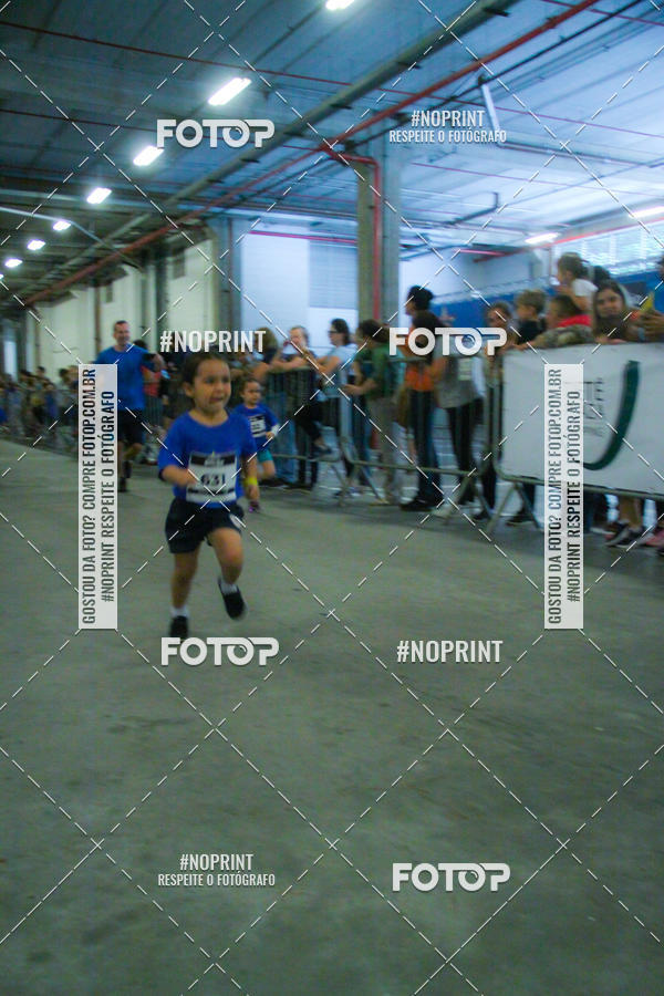 Buy your photos of the event1 Corrida Masha e o Urso no Tiet Plaza Shopping on Fotop