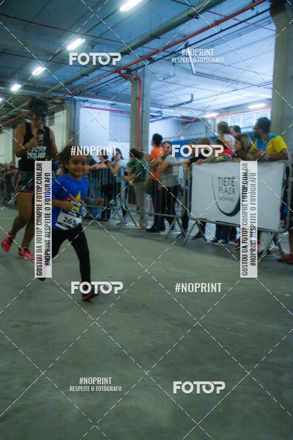 Buy your photos of the event1 Corrida Masha e o Urso no Tiet Plaza Shopping on Fotop