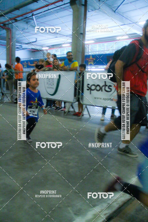 Buy your photos of the event1 Corrida Masha e o Urso no Tiet Plaza Shopping on Fotop