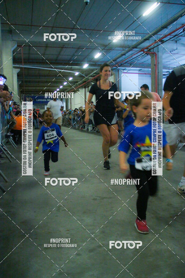 Buy your photos of the event1 Corrida Masha e o Urso no Tiet Plaza Shopping on Fotop