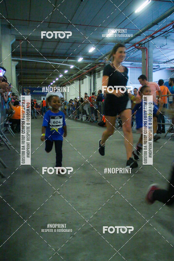 Buy your photos of the event1 Corrida Masha e o Urso no Tiet Plaza Shopping on Fotop
