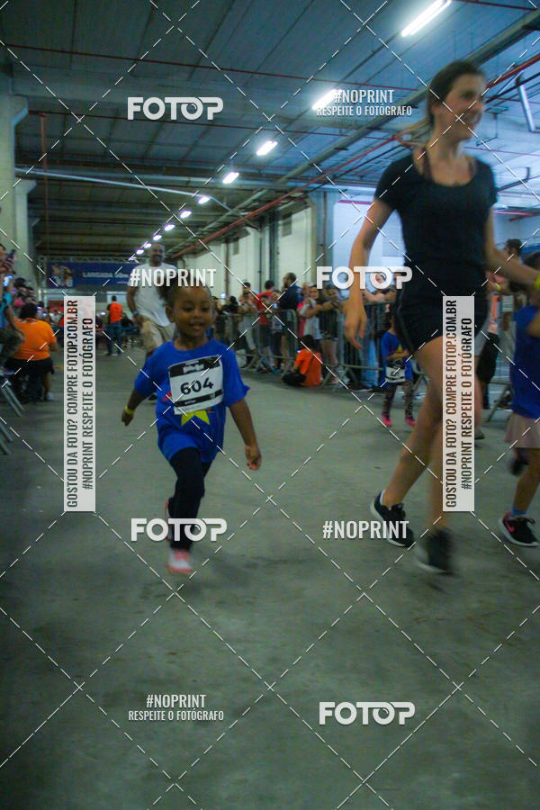 Buy your photos of the event1 Corrida Masha e o Urso no Tiet Plaza Shopping on Fotop