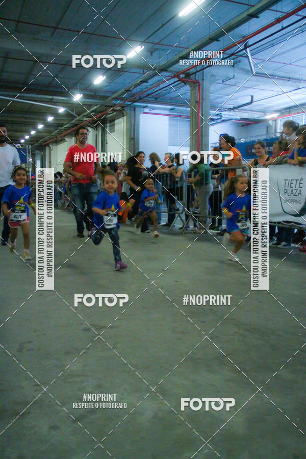 Buy your photos of the event1 Corrida Masha e o Urso no Tiet Plaza Shopping on Fotop