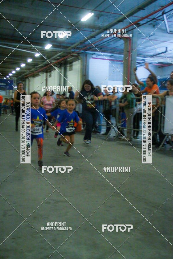 Buy your photos of the event1 Corrida Masha e o Urso no Tiet Plaza Shopping on Fotop