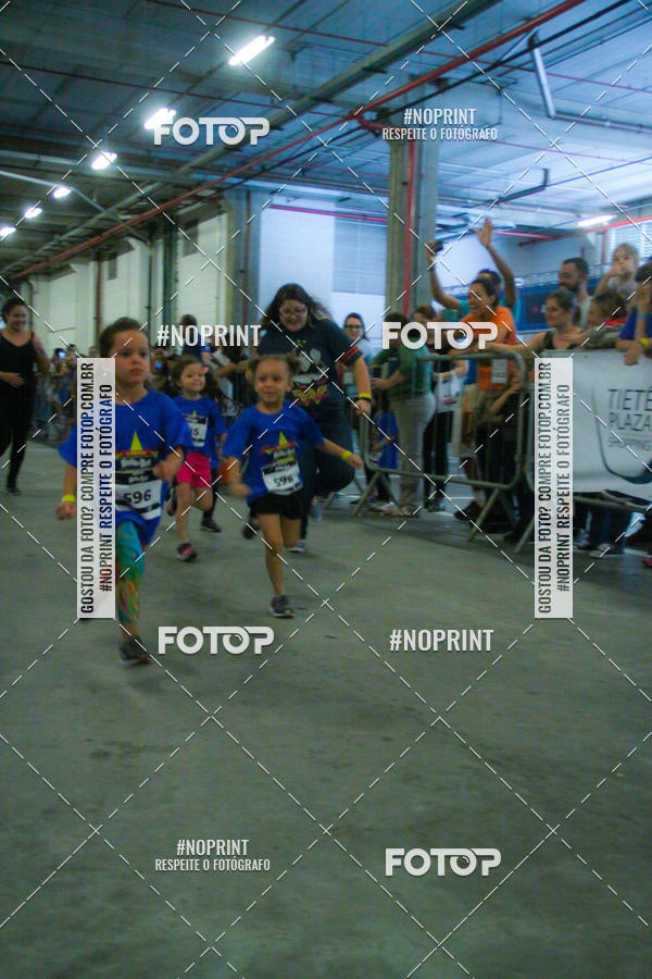 Buy your photos of the event1 Corrida Masha e o Urso no Tiet Plaza Shopping on Fotop