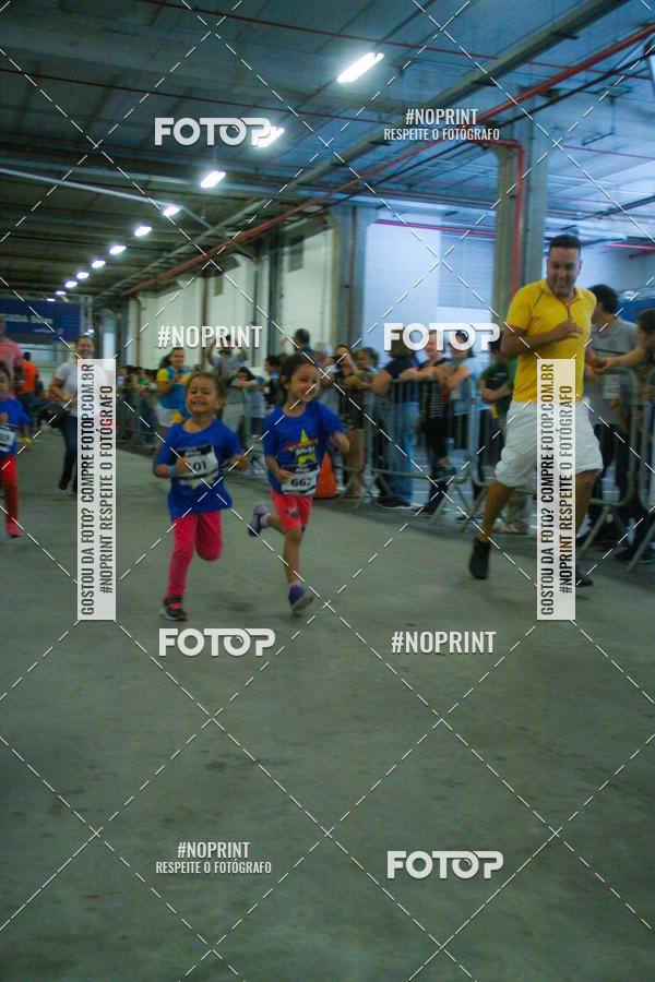 Buy your photos of the event1 Corrida Masha e o Urso no Tiet Plaza Shopping on Fotop