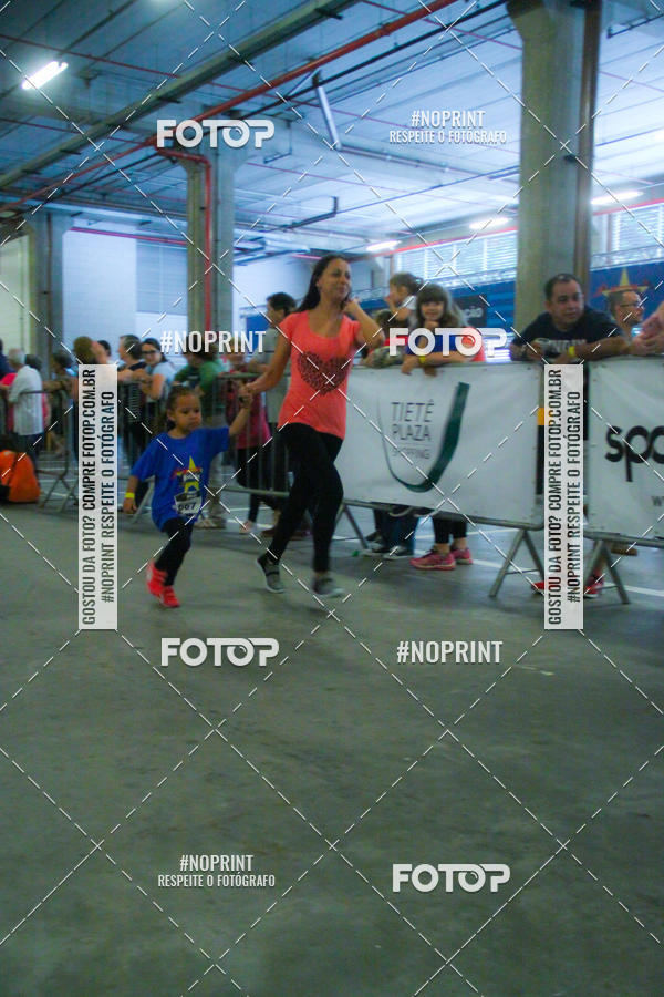 Buy your photos of the event1 Corrida Masha e o Urso no Tiet Plaza Shopping on Fotop