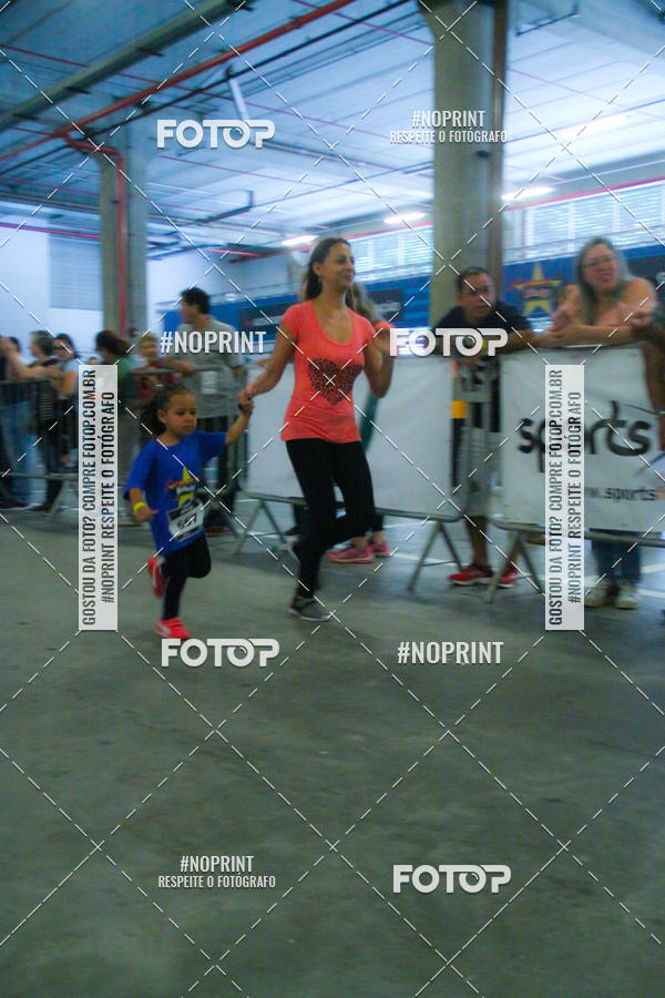 Buy your photos of the event1 Corrida Masha e o Urso no Tiet Plaza Shopping on Fotop