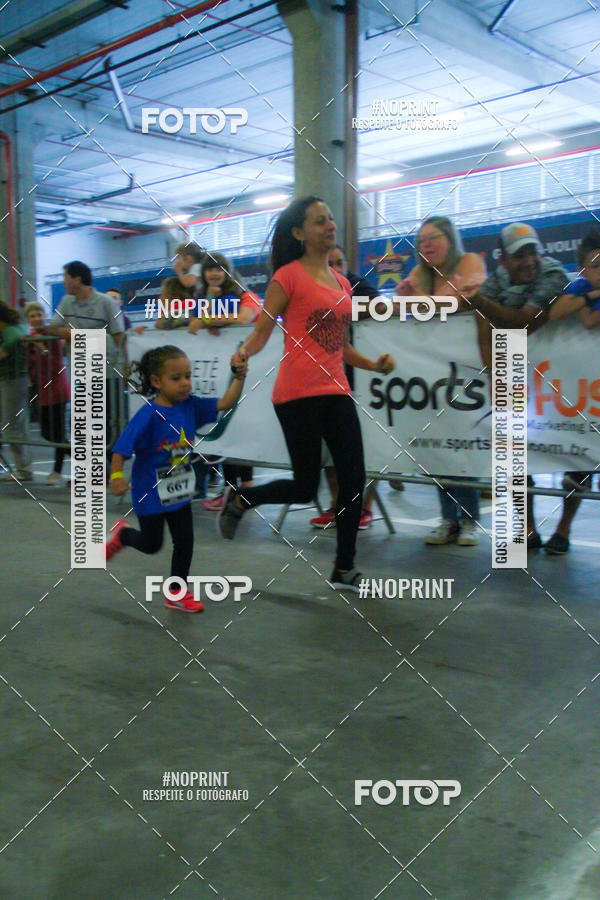 Buy your photos of the event1 Corrida Masha e o Urso no Tiet Plaza Shopping on Fotop