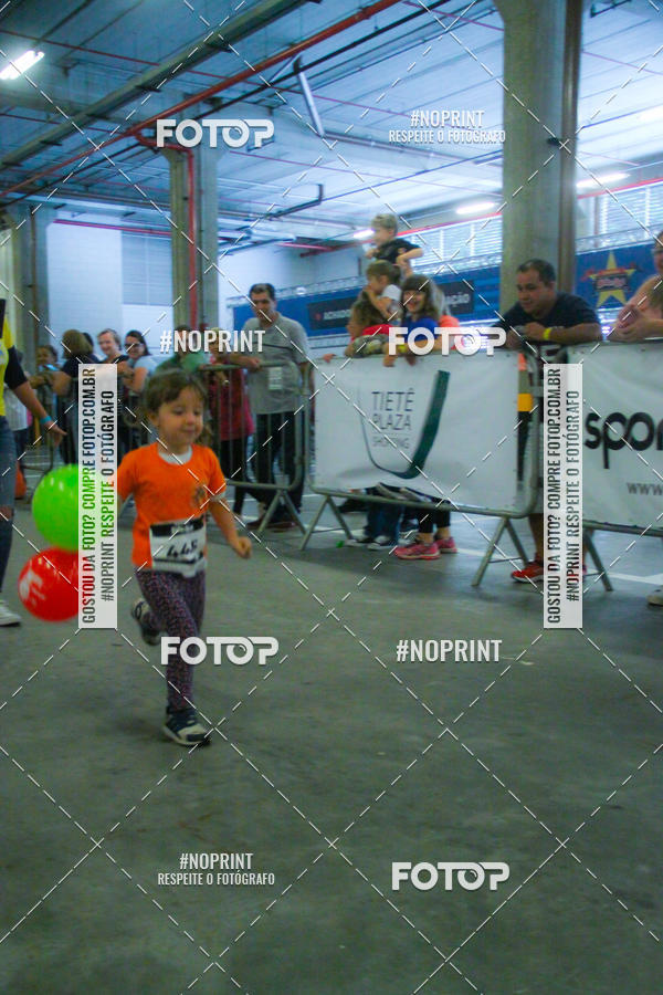 Buy your photos of the event1 Corrida Masha e o Urso no Tiet Plaza Shopping on Fotop