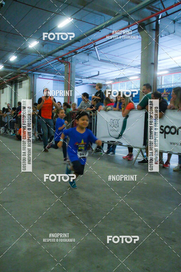 Buy your photos of the event1 Corrida Masha e o Urso no Tiet Plaza Shopping on Fotop