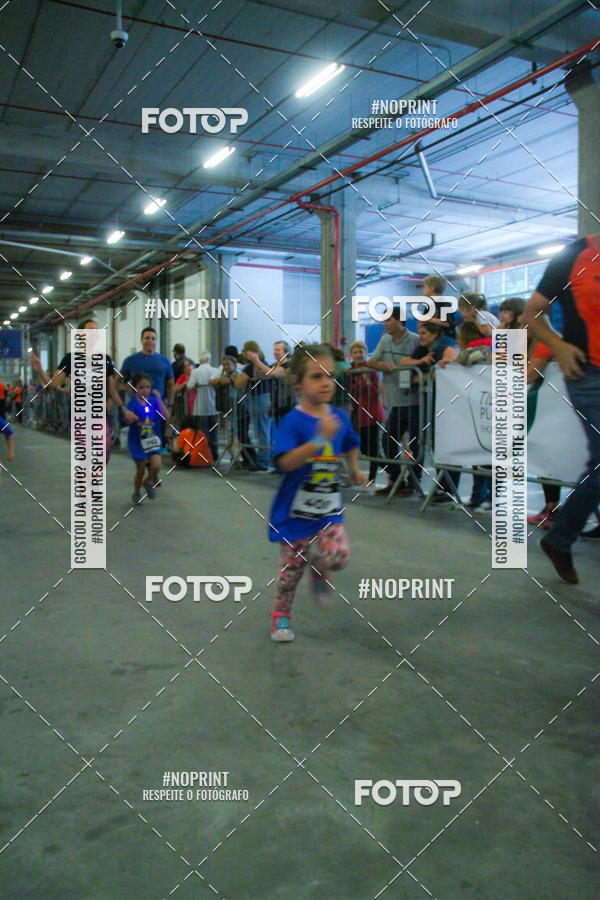Buy your photos of the event1 Corrida Masha e o Urso no Tiet Plaza Shopping on Fotop