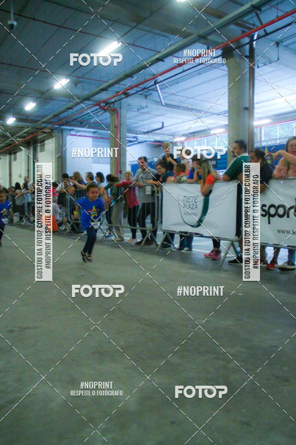 Buy your photos of the event1 Corrida Masha e o Urso no Tiet Plaza Shopping on Fotop