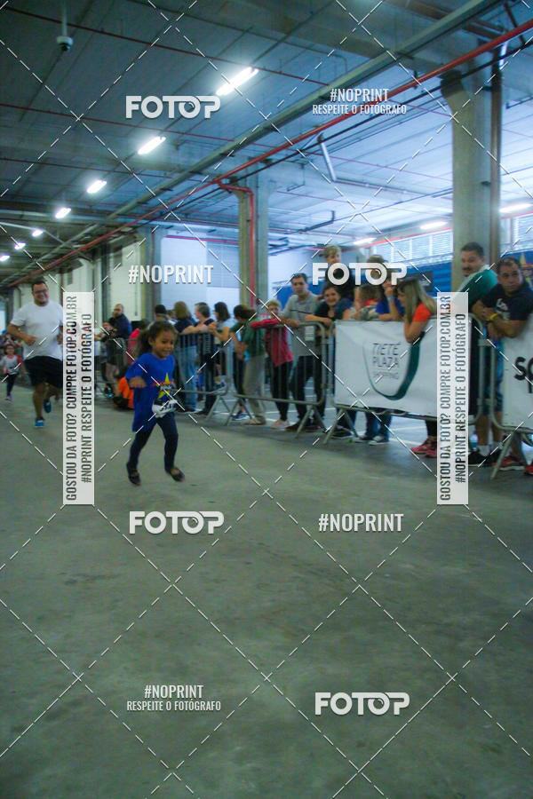 Buy your photos of the event1 Corrida Masha e o Urso no Tiet Plaza Shopping on Fotop