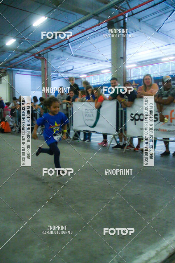 Buy your photos of the event1 Corrida Masha e o Urso no Tiet Plaza Shopping on Fotop