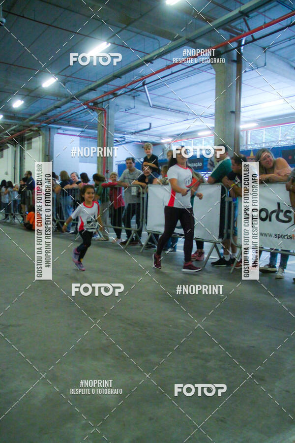 Buy your photos of the event1 Corrida Masha e o Urso no Tiet Plaza Shopping on Fotop