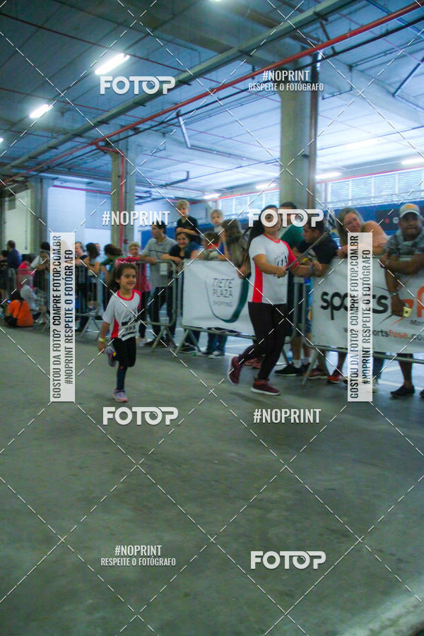 Buy your photos of the event1 Corrida Masha e o Urso no Tiet Plaza Shopping on Fotop