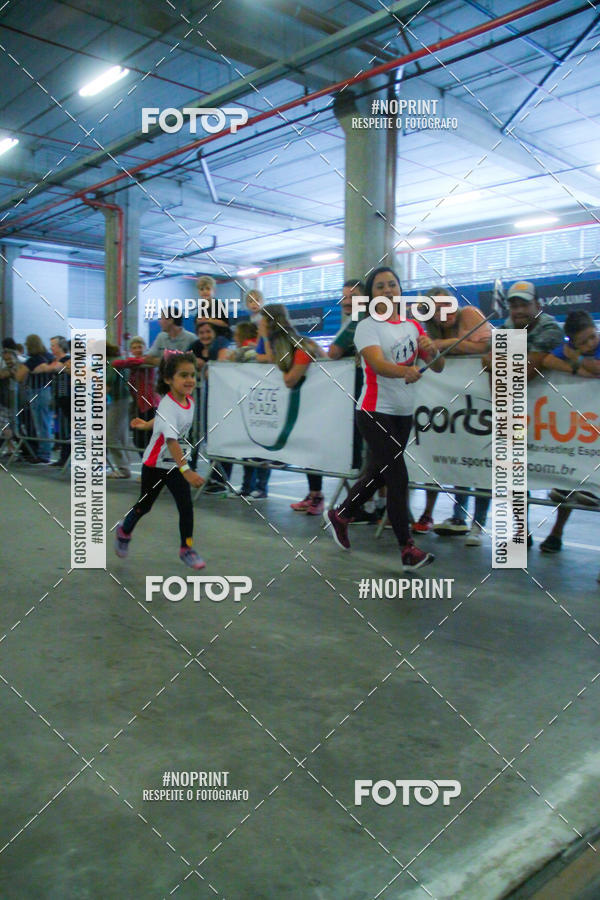 Buy your photos of the event1 Corrida Masha e o Urso no Tiet Plaza Shopping on Fotop