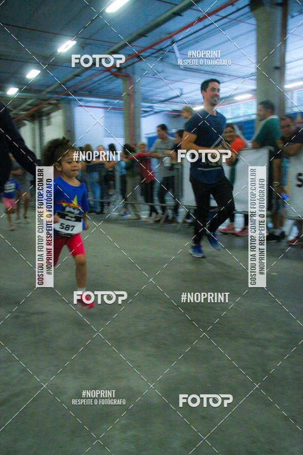 Buy your photos of the event1 Corrida Masha e o Urso no Tiet Plaza Shopping on Fotop