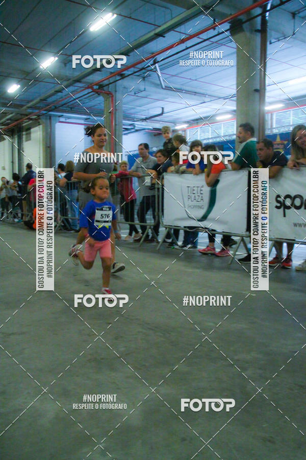 Buy your photos of the event1 Corrida Masha e o Urso no Tiet Plaza Shopping on Fotop