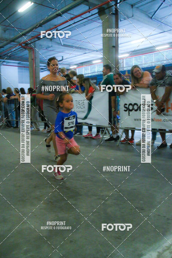 Buy your photos of the event1 Corrida Masha e o Urso no Tiet Plaza Shopping on Fotop