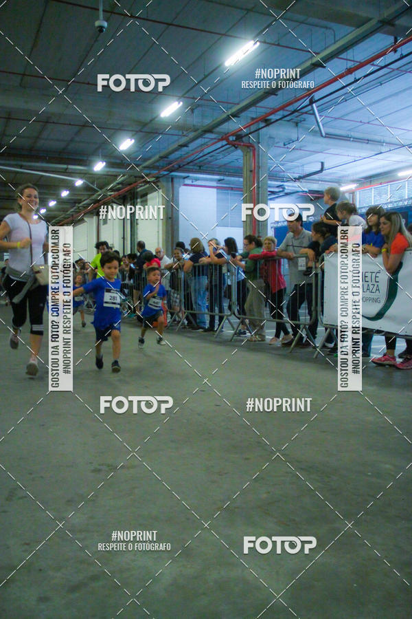 Buy your photos of the event1 Corrida Masha e o Urso no Tiet Plaza Shopping on Fotop