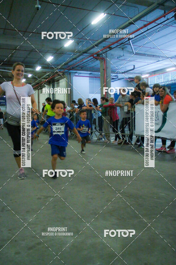 Buy your photos of the event1 Corrida Masha e o Urso no Tiet Plaza Shopping on Fotop
