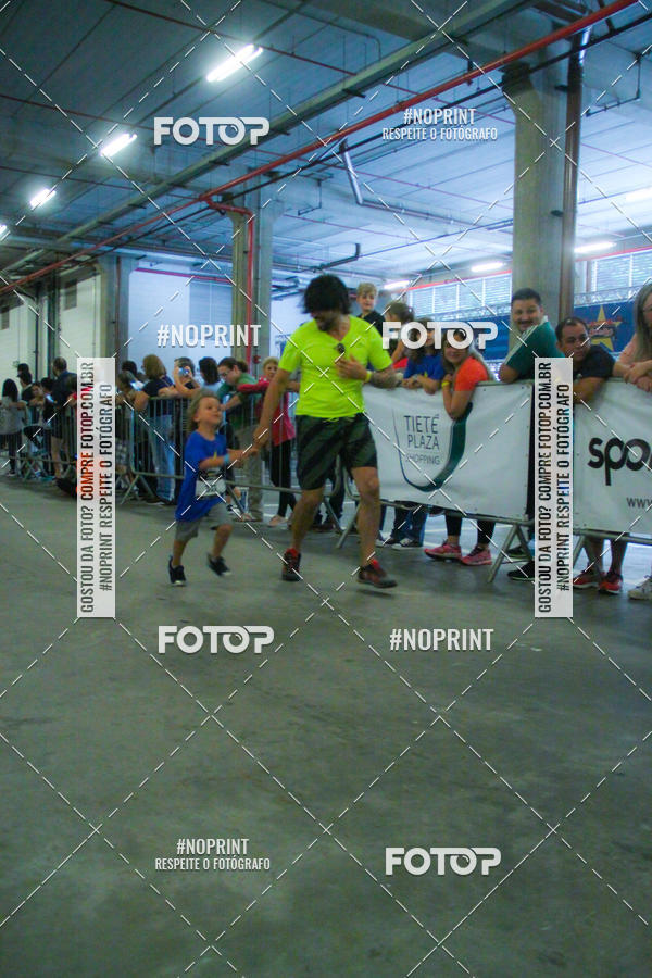 Buy your photos of the event1 Corrida Masha e o Urso no Tiet Plaza Shopping on Fotop
