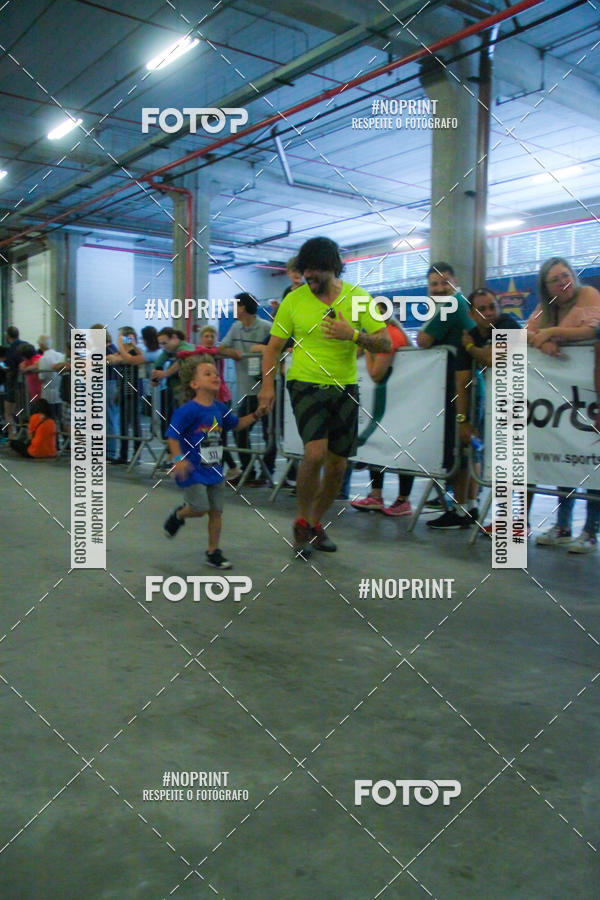Buy your photos of the event1 Corrida Masha e o Urso no Tiet Plaza Shopping on Fotop