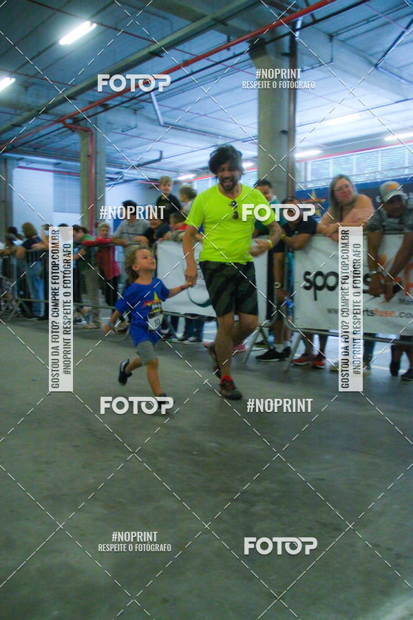 Buy your photos of the event1 Corrida Masha e o Urso no Tiet Plaza Shopping on Fotop