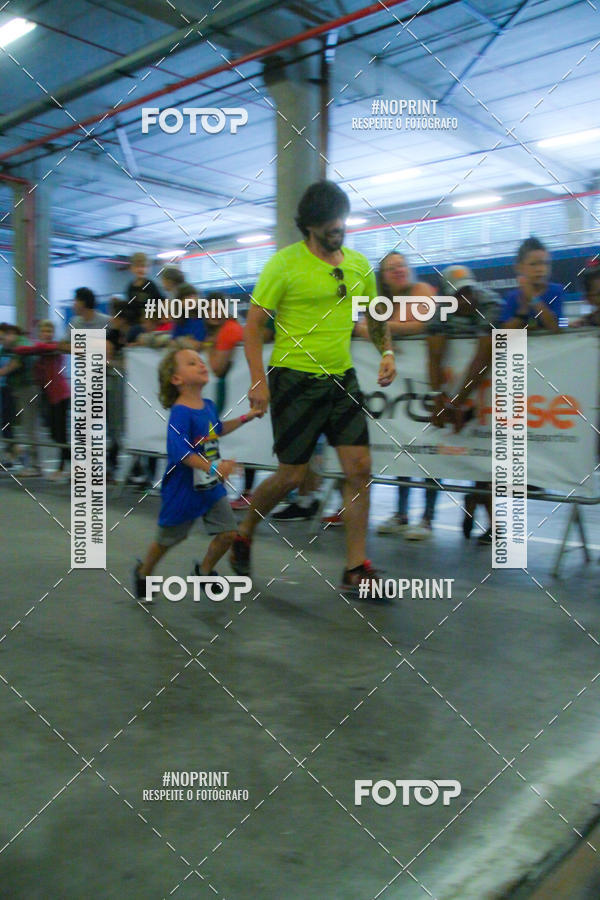 Buy your photos of the event1 Corrida Masha e o Urso no Tiet Plaza Shopping on Fotop