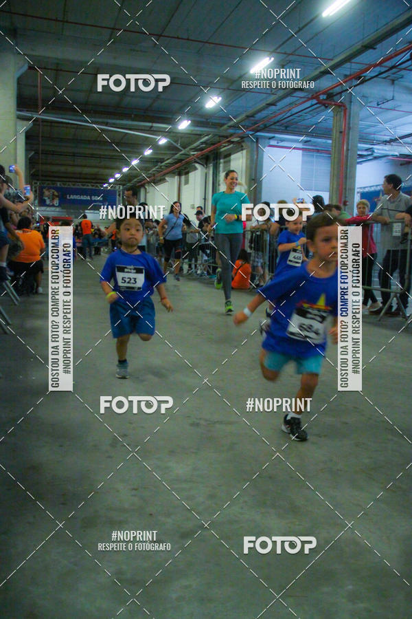 Buy your photos of the event1 Corrida Masha e o Urso no Tiet Plaza Shopping on Fotop