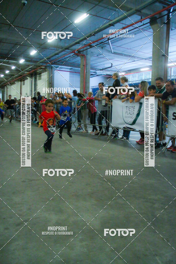 Buy your photos of the event1 Corrida Masha e o Urso no Tiet Plaza Shopping on Fotop