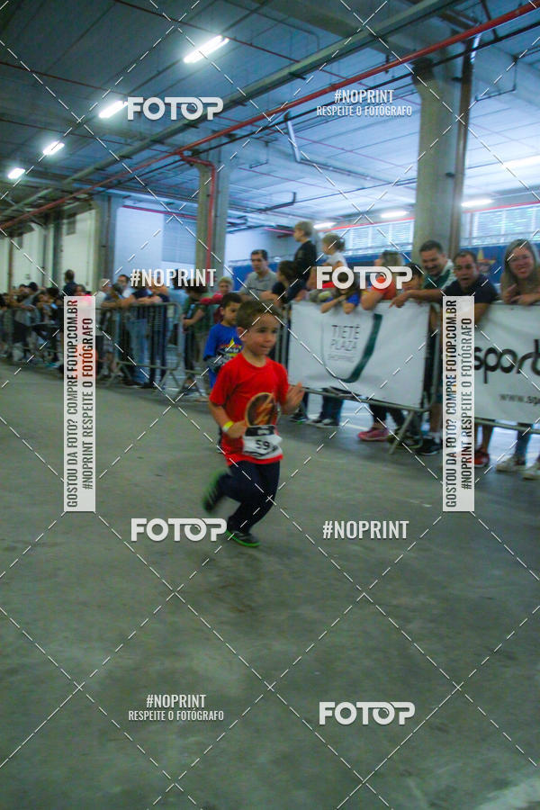 Buy your photos of the event1 Corrida Masha e o Urso no Tiet Plaza Shopping on Fotop