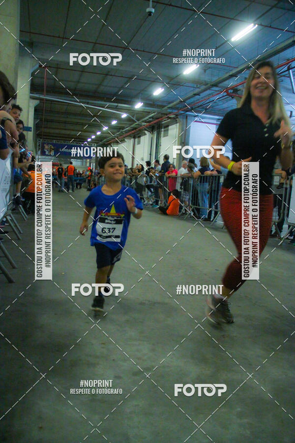 Buy your photos of the event1 Corrida Masha e o Urso no Tiet Plaza Shopping on Fotop